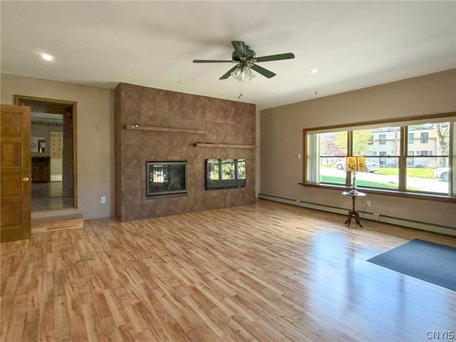 5 Chestnut Road, New Hartford, NY 13413