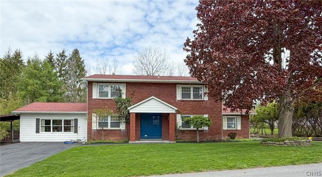 5 Chestnut Road, New Hartford, NY 13413