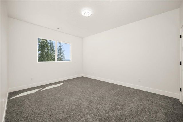 4217 W Tolliver Ct, Spokane, WA 99208