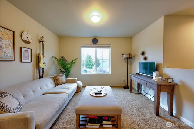 7129 Munn Lake Drive SE, Tumwater, WA 98501