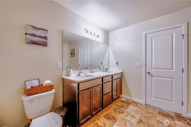7129 Munn Lake Drive SE, Tumwater, WA 98501