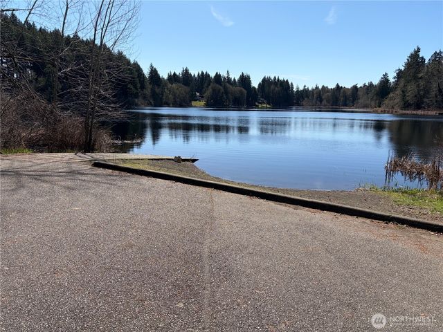 7129 Munn Lake Drive SE, Tumwater, WA 98501