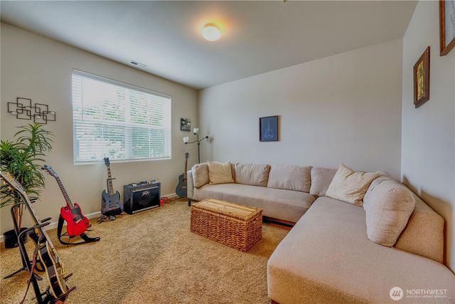 7129 Munn Lake Drive SE, Tumwater, WA 98501