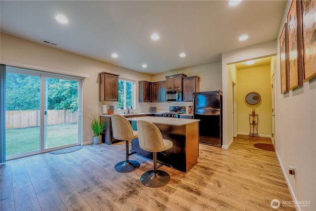 7129 Munn Lake Drive SE, Tumwater, WA 98501