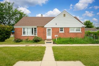 8928 Grand Avenue, River Grove, IL 60171
