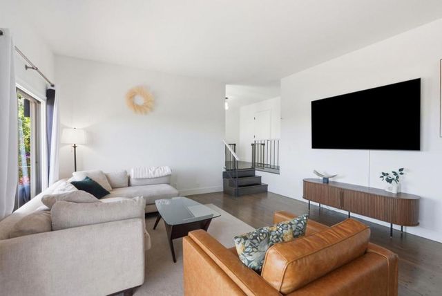 4206 Huntington Street, Oakland, CA 94619