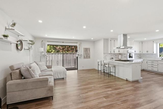 4206 Huntington Street, Oakland, CA 94619