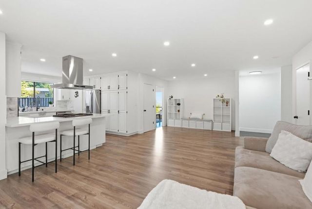 4206 Huntington Street, Oakland, CA 94619