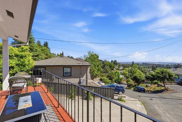 4206 Huntington Street, Oakland, CA 94619