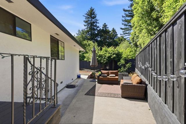 4206 Huntington Street, Oakland, CA 94619
