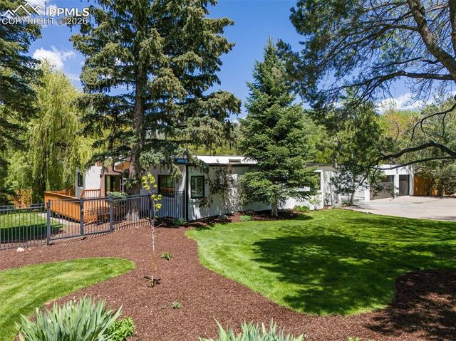 110 Vine Street, Colorado Springs, CO 80906