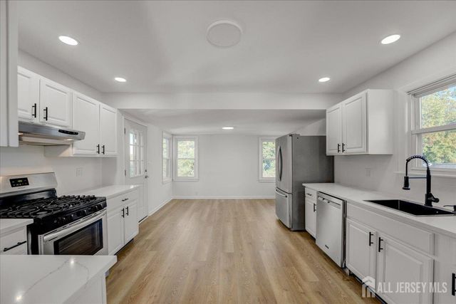 201 Gatzmer Avenue UPSTA, Jamesburg, NJ 08831