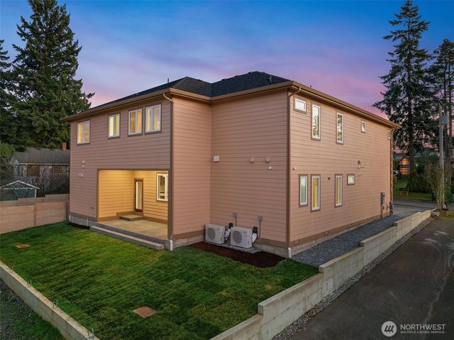 3520 S 164 Street, Seatac, WA 98188
