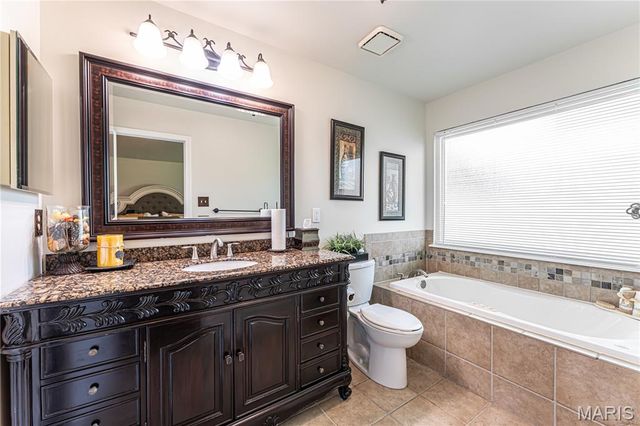 25 Beaujolais Drive, Florissant, MO 63031