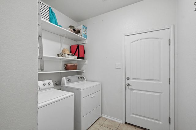 1200 Hyde Park DR, Round Rock, TX 78665