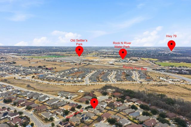 1200 Hyde Park DR, Round Rock, TX 78665