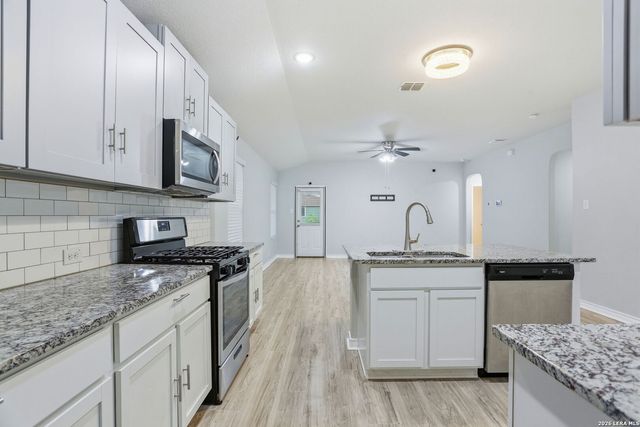 6034 palmetto, San Antonio, TX 78253