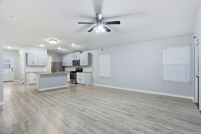 6034 palmetto, San Antonio, TX 78253