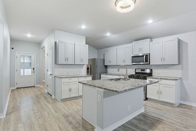 6034 palmetto, San Antonio, TX 78253