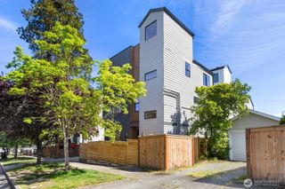 929 N 87th Street, Seattle, WA 98103