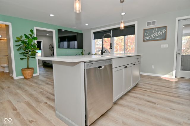 5230 W Legrande Avenue, Indianapolis, IN 46241