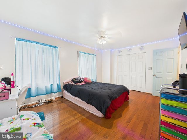 2100 BERGER PL, Herndon, VA 20170