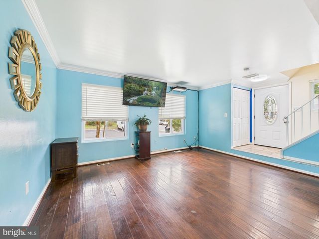 2100 BERGER PL, Herndon, VA 20170