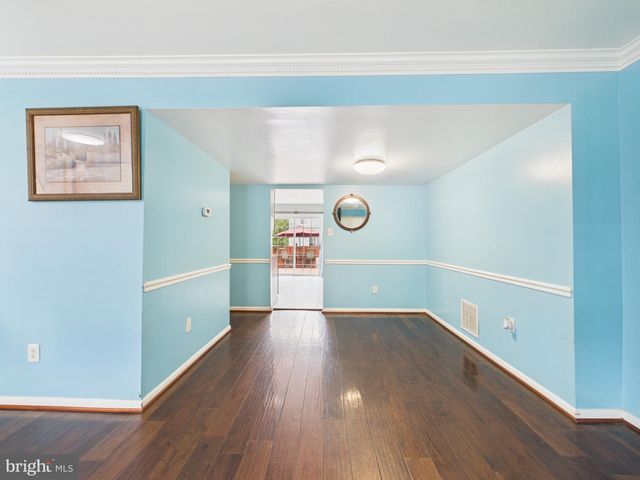 2100 BERGER PL, Herndon, VA 20170