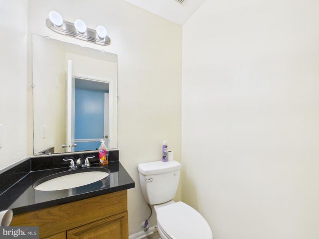 2100 BERGER PL, Herndon, VA 20170