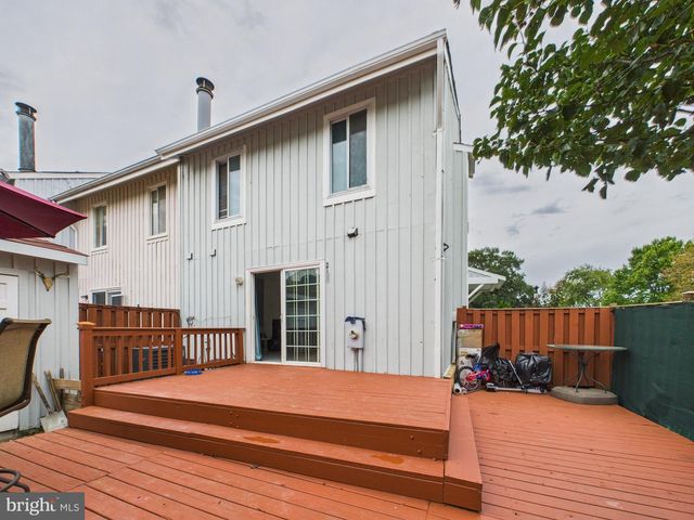 2100 BERGER PL, Herndon, VA 20170