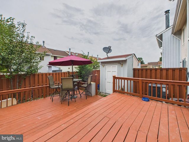 2100 BERGER PL, Herndon, VA 20170