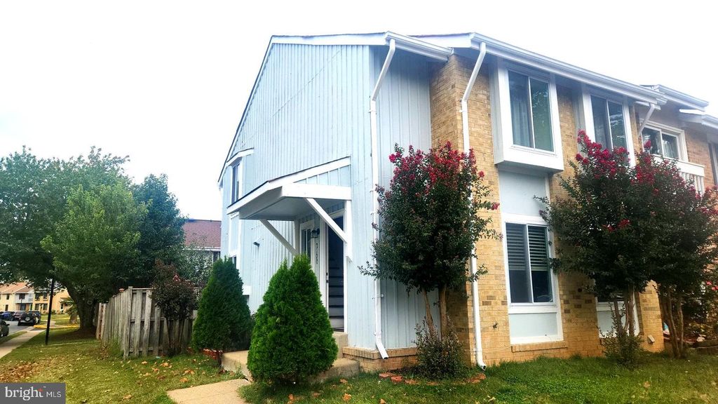 2100 BERGER PL, Herndon, VA 20170