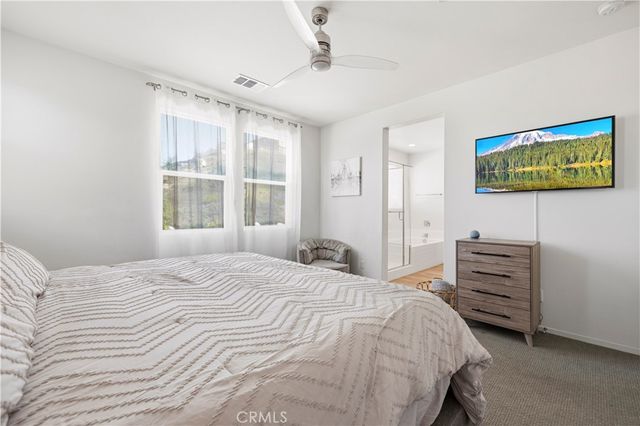 18175 Meridian Lane, Saugus, CA 91350