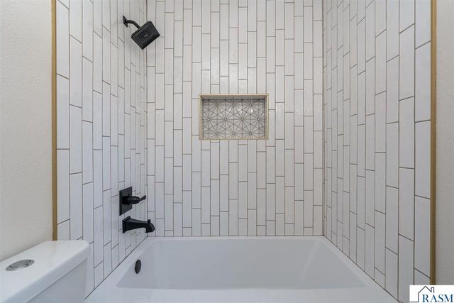 7 Dellview Lane, Mankato, MN 56001