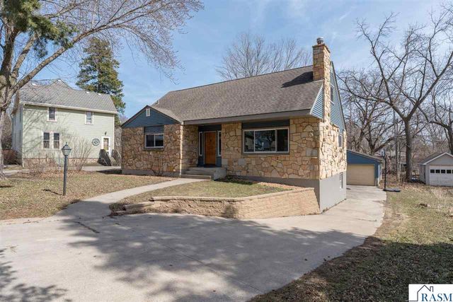 7 Dellview Lane, Mankato, MN 56001