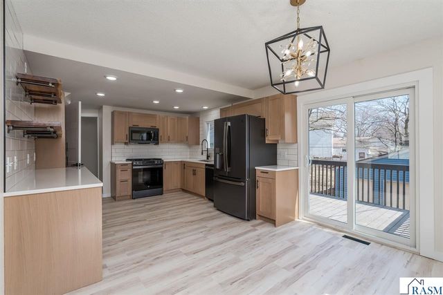 7 Dellview Lane, Mankato, MN 56001