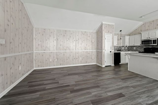 830 Sedona Pines Dr, Baton Rouge, LA 70816