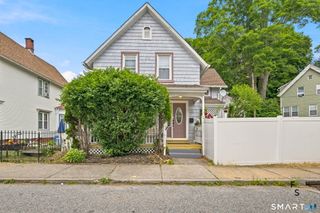 182 Broad Street, Norwich, CT 06360