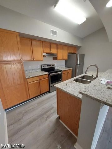 7905 Preserve CIR 132, Naples, FL 34119