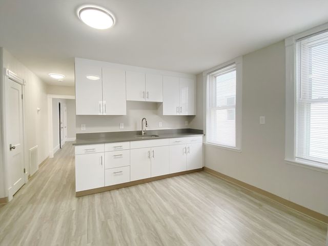 44 Jones Rd 5, Revere, MA 02150