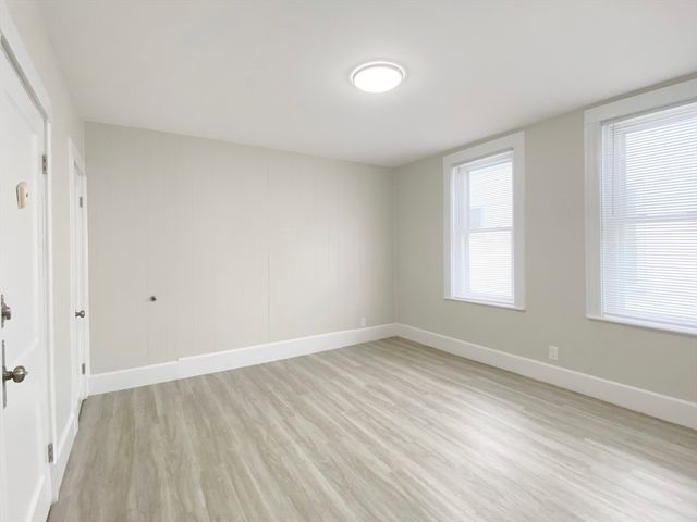 44 Jones Rd 5, Revere, MA 02150