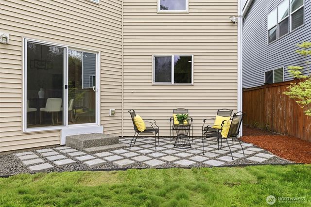 2108 250th Place SE, Sammamish, WA 98075
