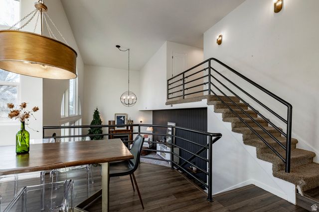 11989 S HIDDEN VALLEY RD, Sandy, UT 84092