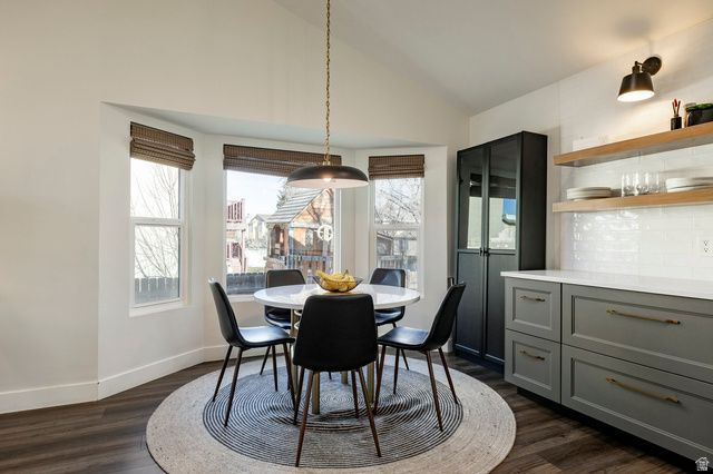 11989 S HIDDEN VALLEY RD, Sandy, UT 84092