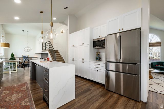 11989 S HIDDEN VALLEY RD, Sandy, UT 84092