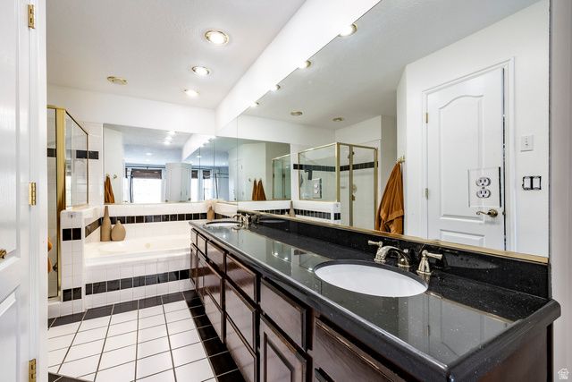 11989 S HIDDEN VALLEY RD, Sandy, UT 84092