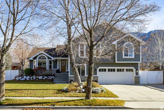 11989 S HIDDEN VALLEY RD, Sandy, UT 84092