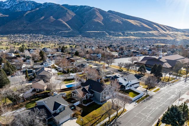 11989 S HIDDEN VALLEY RD, Sandy, UT 84092