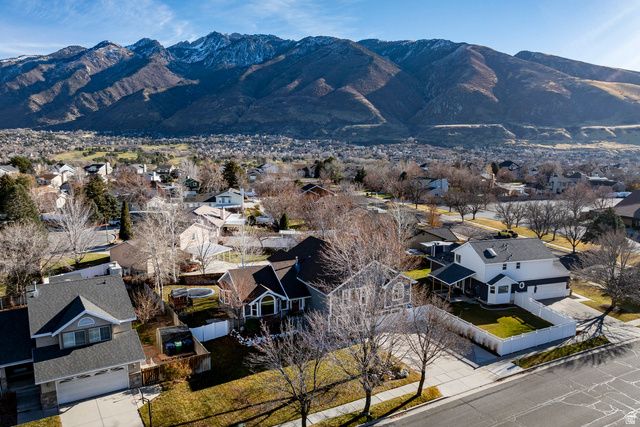 11989 S HIDDEN VALLEY RD, Sandy, UT 84092