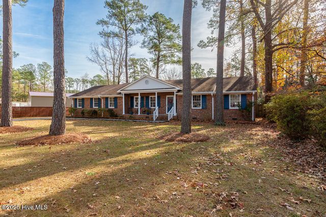 5105 Pinetree Lane, New Bern, NC 28562